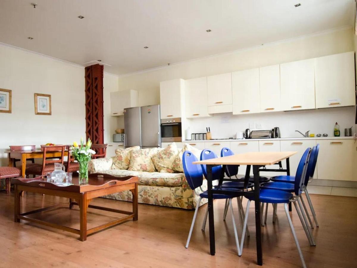 Scalabrini Accommodation เคปทาวน์ ภายนอก รูปภาพ