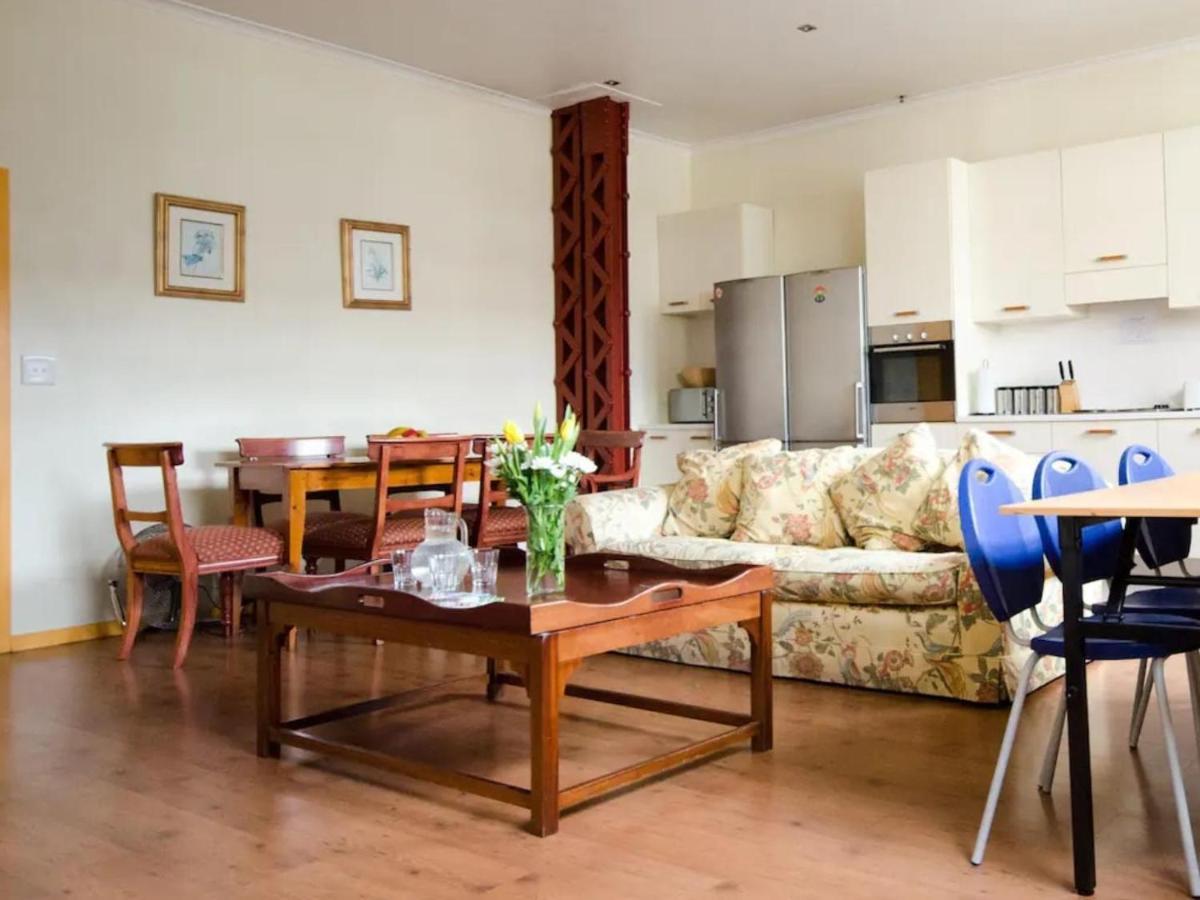 Scalabrini Accommodation เคปทาวน์ ภายนอก รูปภาพ