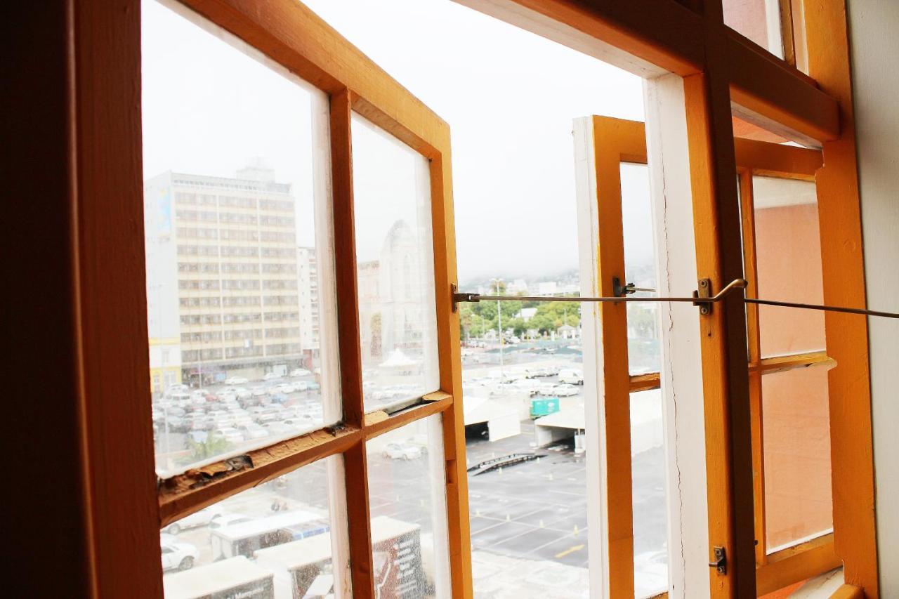Scalabrini Accommodation เคปทาวน์ ภายนอก รูปภาพ