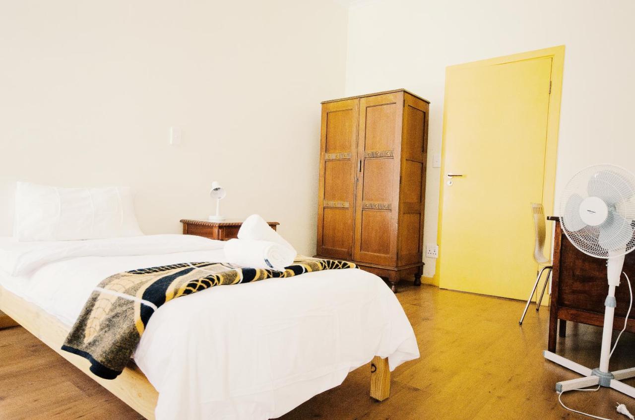 Scalabrini Accommodation เคปทาวน์ ภายนอก รูปภาพ